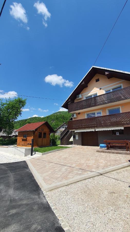Apartment Tijana Nomenj Exteriör bild